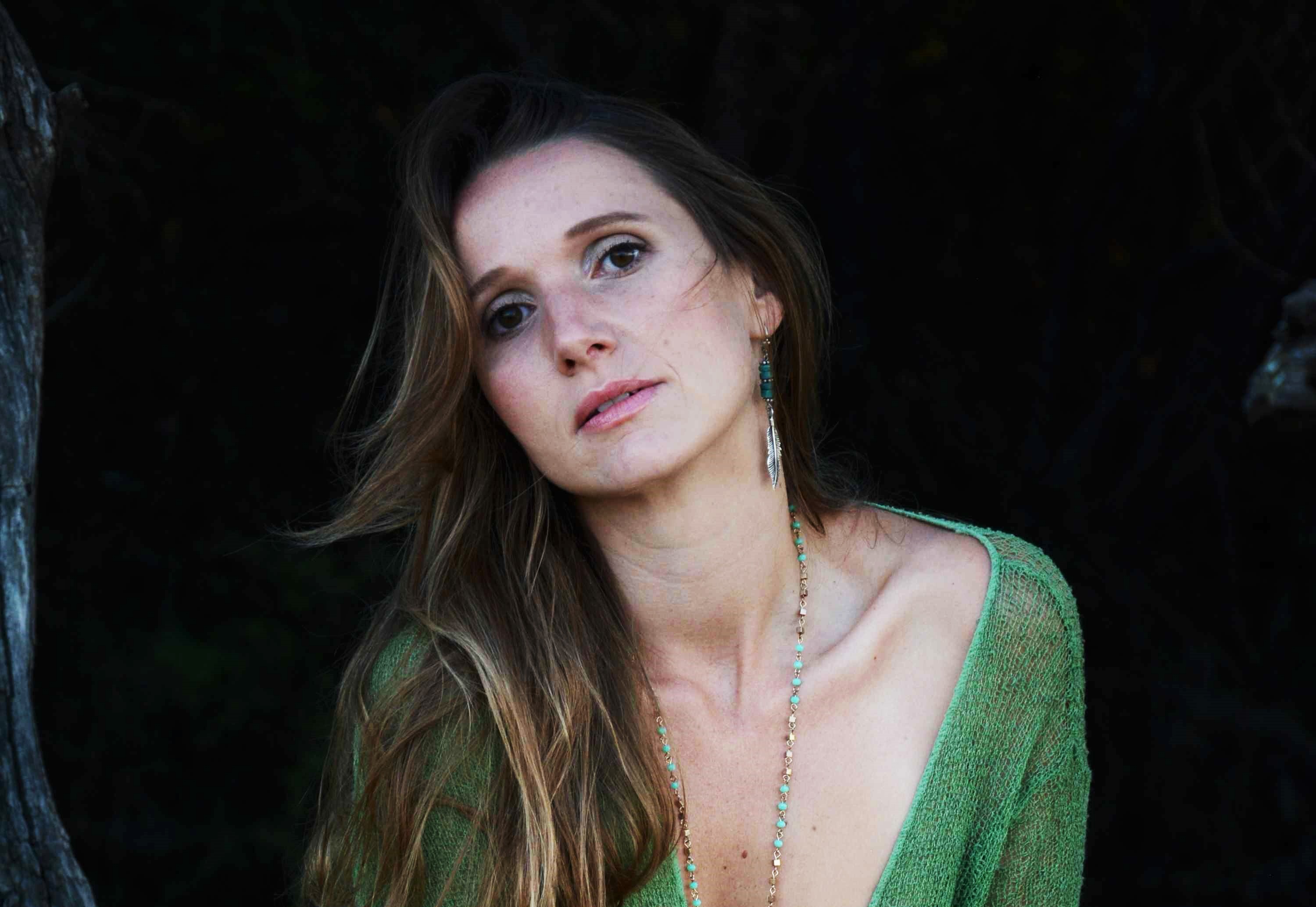Wivvica Singer Songwriter Author Wivvica Singer Songwriter Author